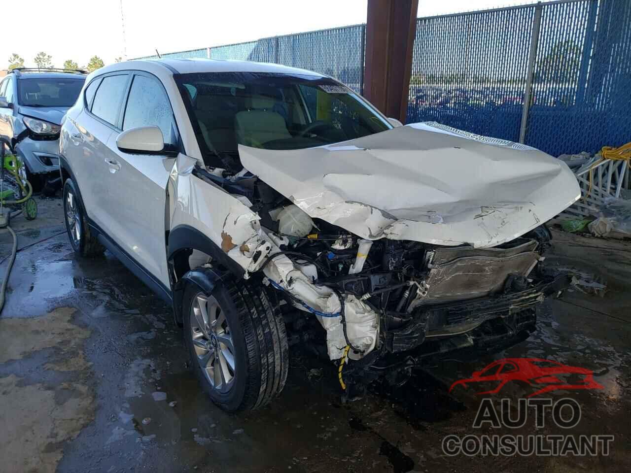 HYUNDAI TUCSON 2018 - KM8J23A49JU616710