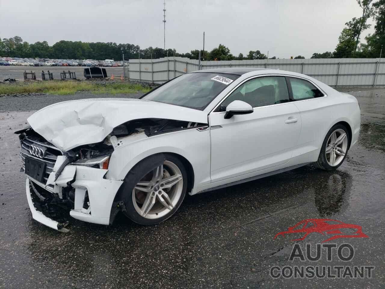 AUDI A5 2019 - WAUTNAF52KA082945