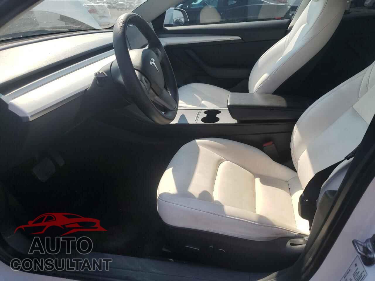 TESLA MODEL 3 2022 - 5YJ3E1EA4NF347166