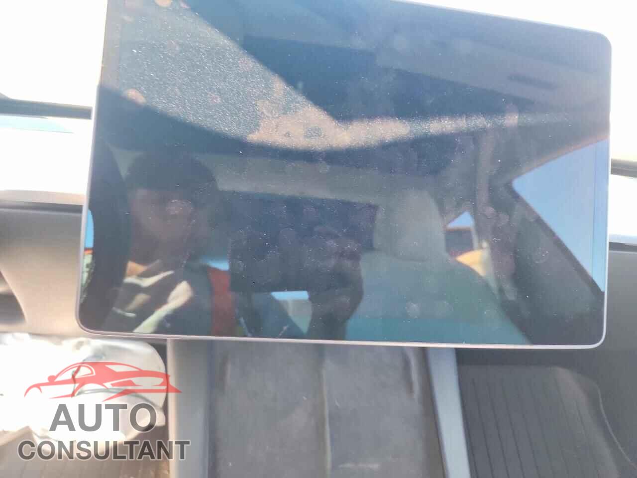 TESLA MODEL 3 2022 - 5YJ3E1EB1NF180922