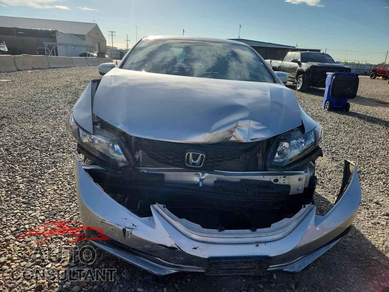 HONDA CIVIC 2014 - 2HGFB2F53EH500032