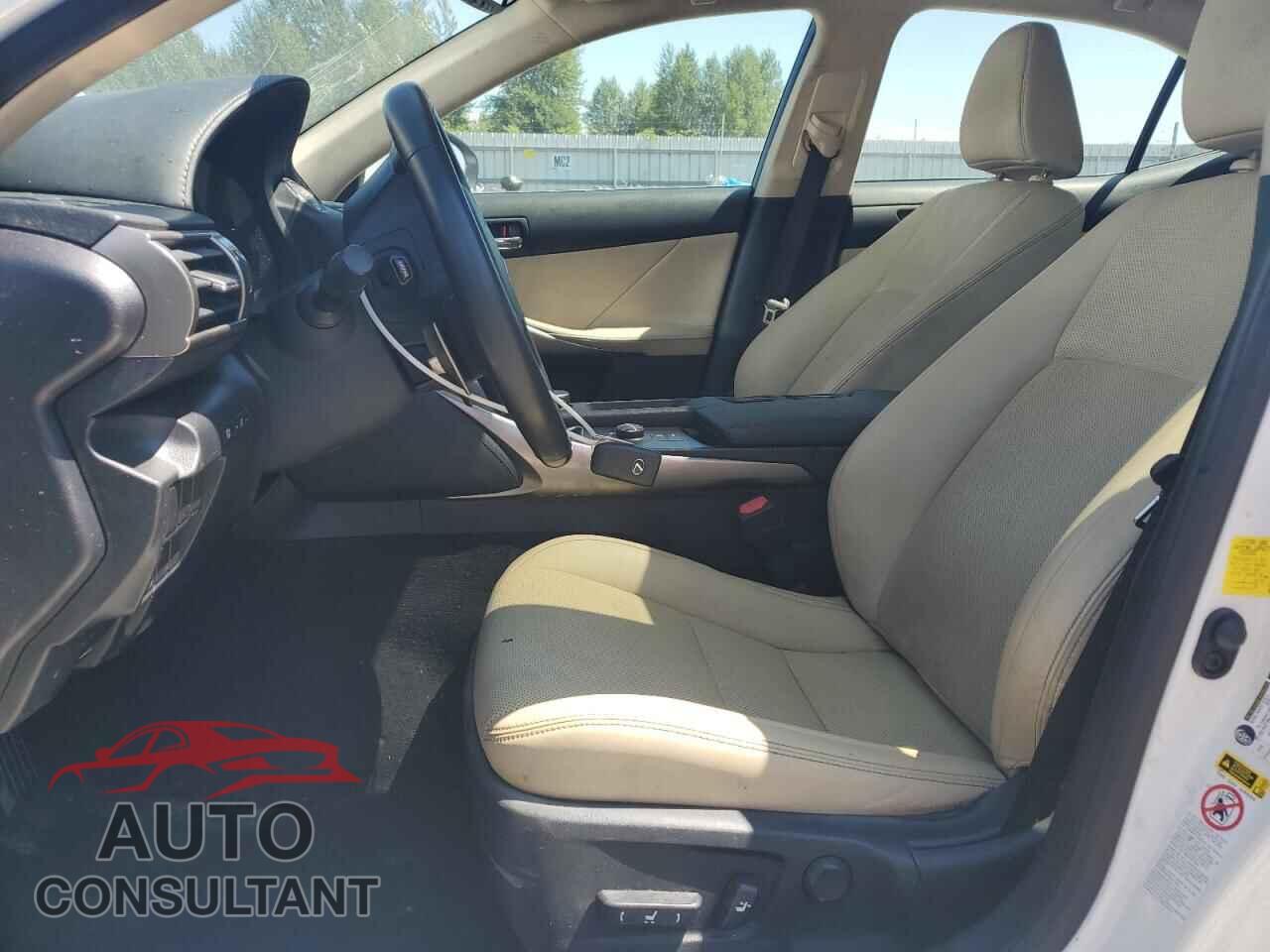 LEXUS IS 2015 - JTHCF1D21F5023097