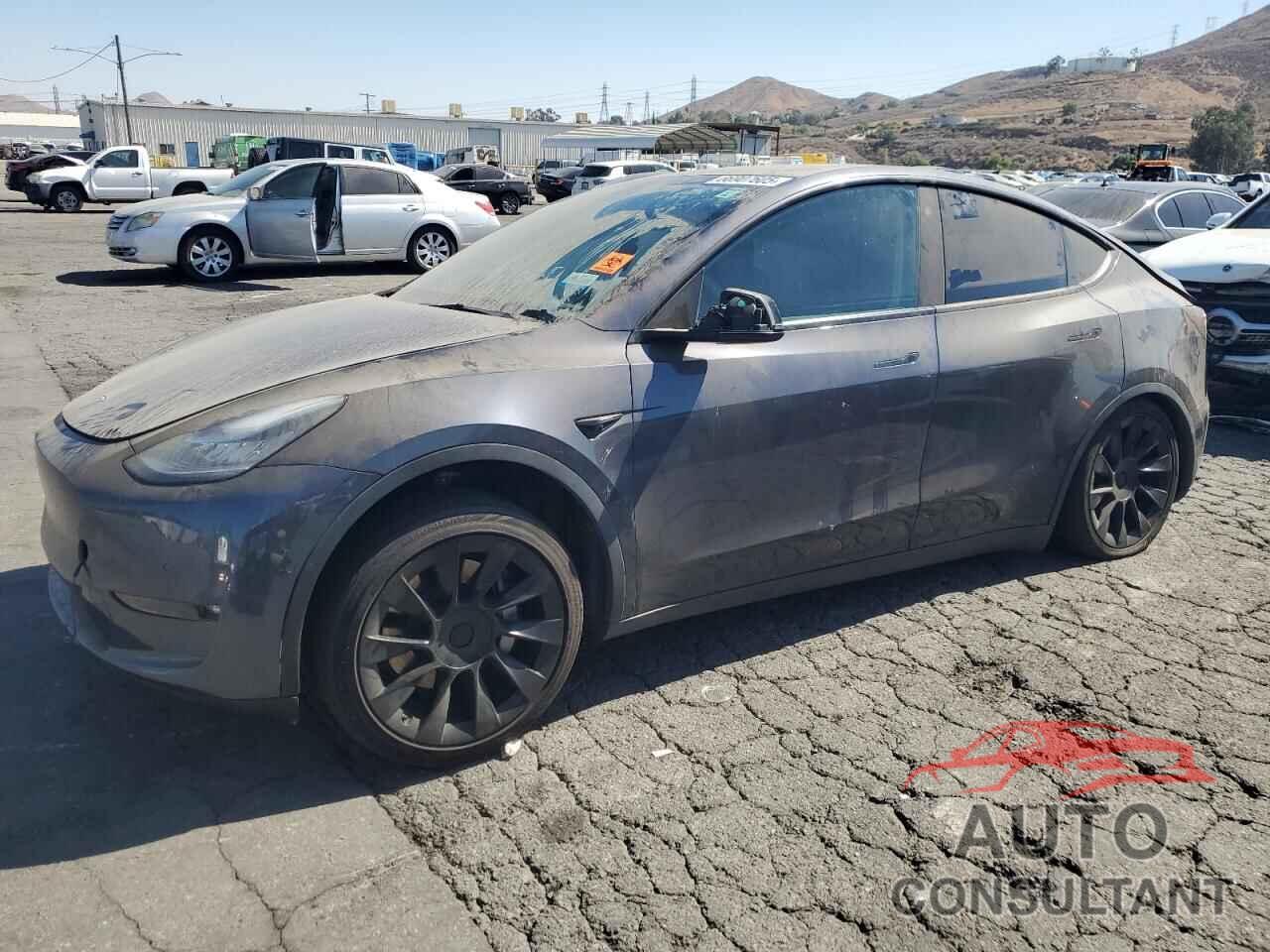 TESLA MODEL Y 2021 - 5YJYGDEE5MF162143