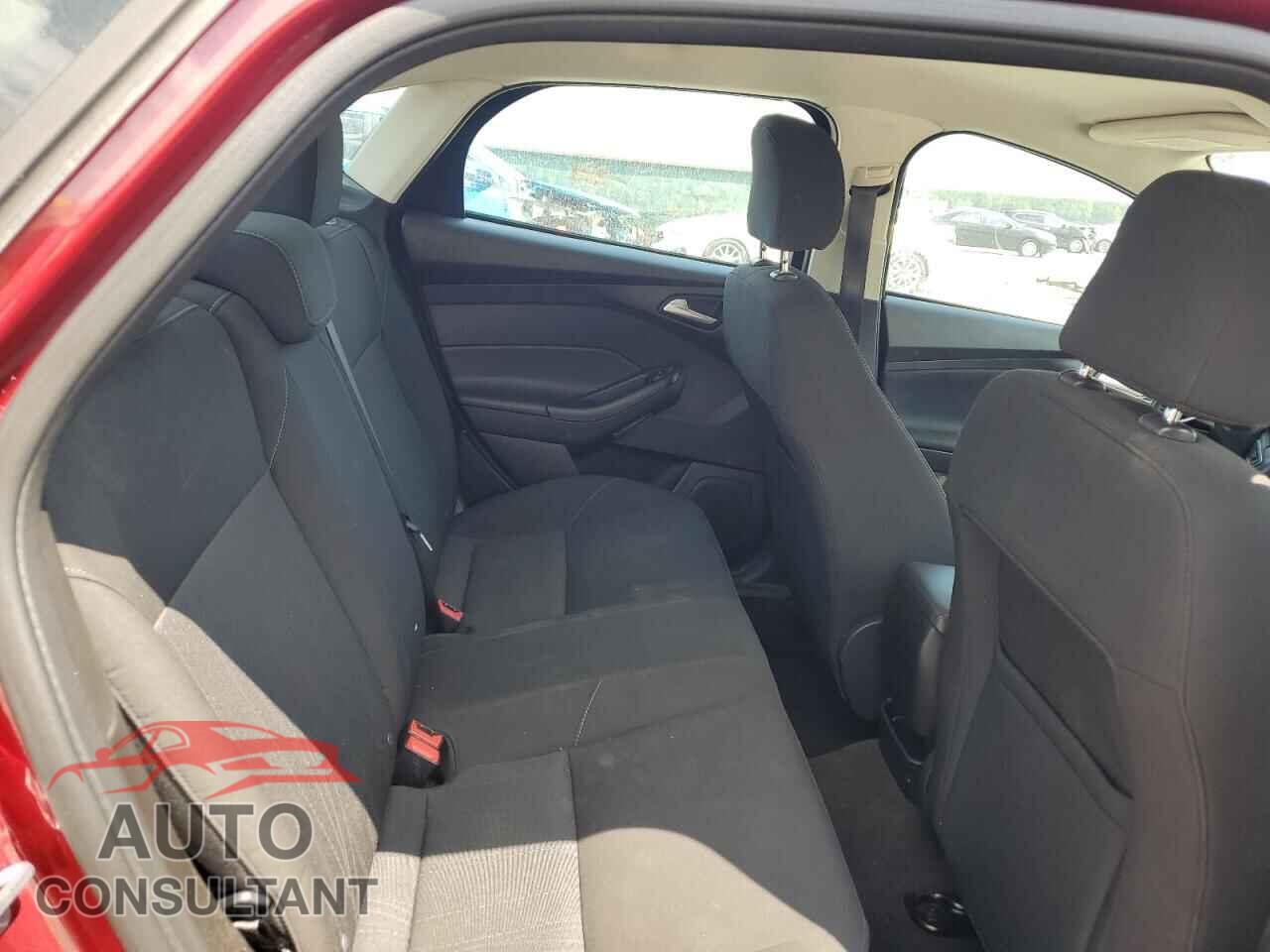 FORD FOCUS 2016 - 1FADP3F27GL335763