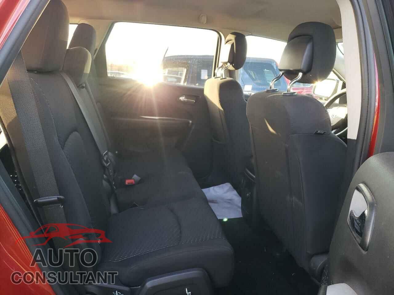 DODGE JOURNEY 2017 - 3C4PDCAB3HT638665