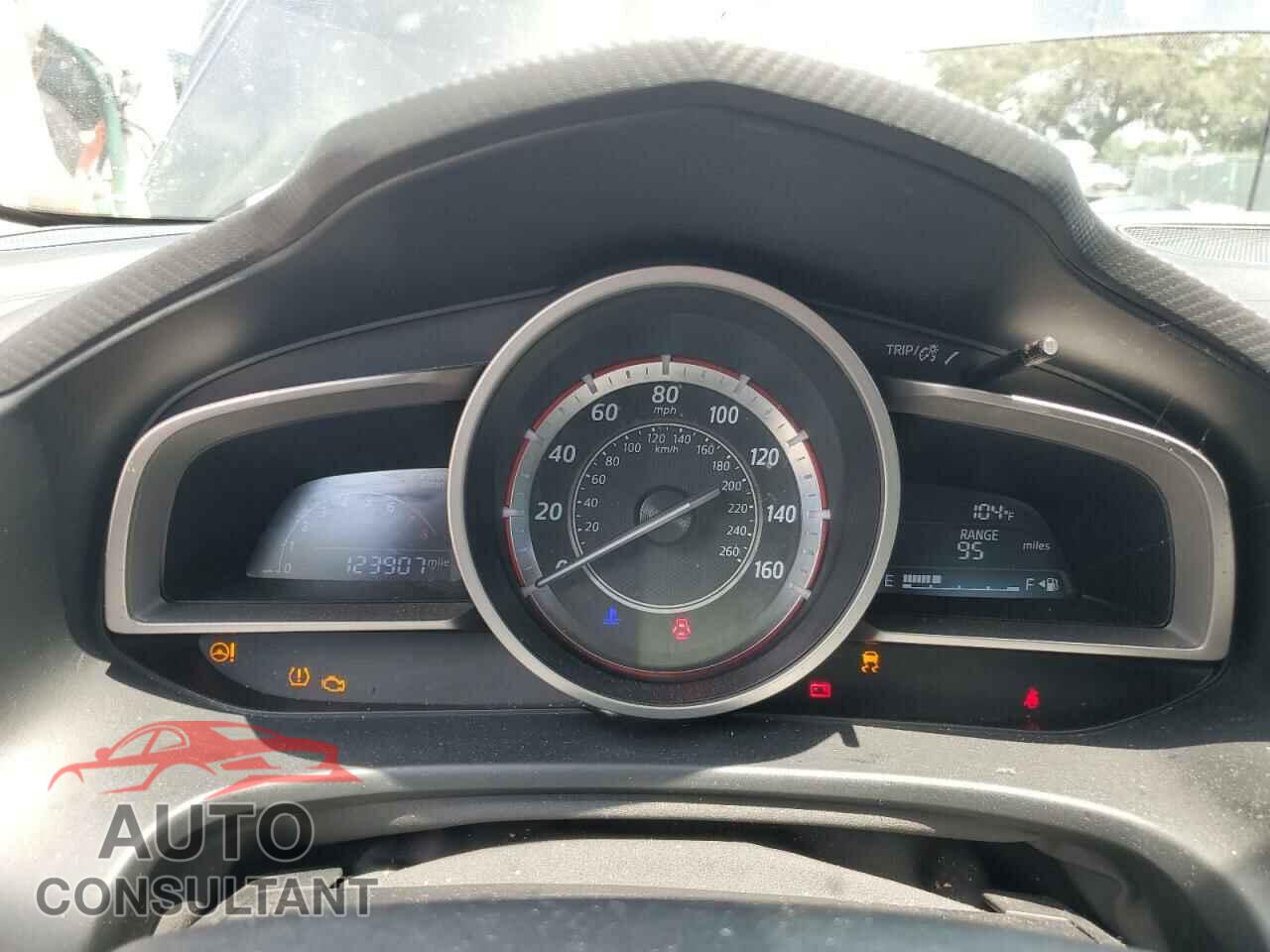 MAZDA 3 2016 - JM1BM1X77G1329238