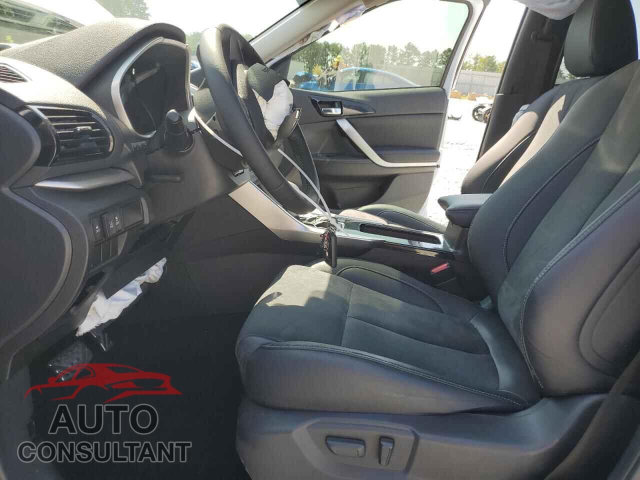 MITSUBISHI ECLIPSE 2023 - JA4ATWAA2PZ044104