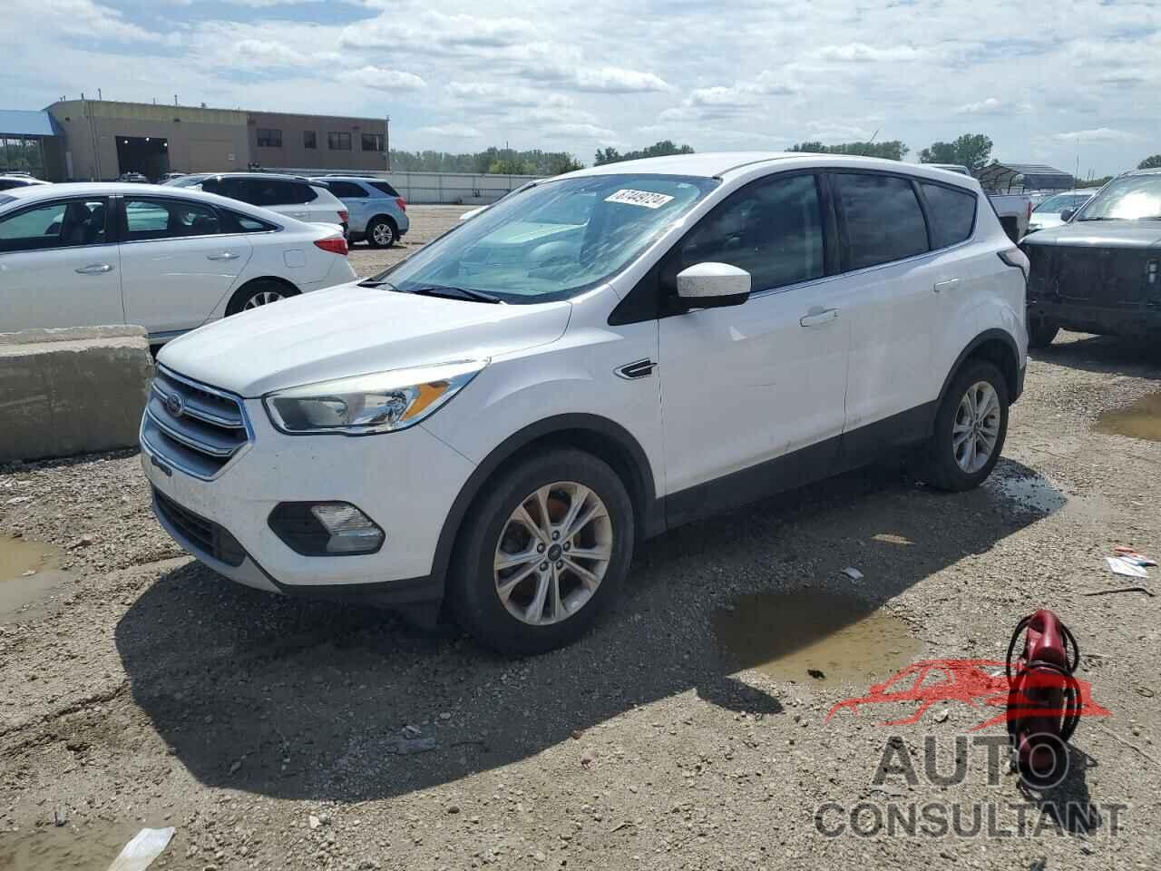 FORD ESCAPE 2017 - 1FMCU9G95HUC99074