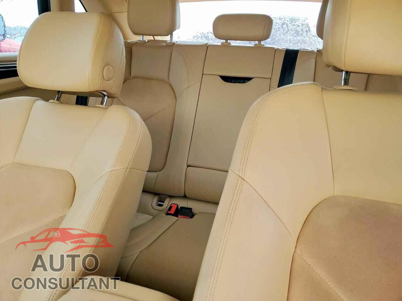 PORSCHE MACAN 2015 - WP1AB2A55FLB50356