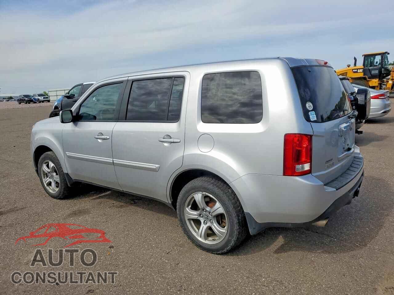 HONDA PILOT 2013 - 5FNYF4H57DB046263