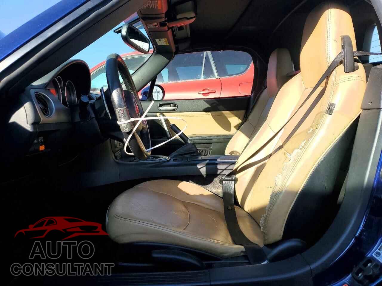 MAZDA MX5 2011 - JM1NC2NF1B0214875