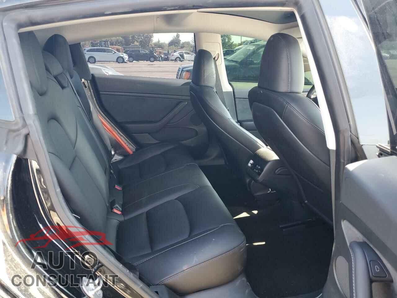 TESLA MODEL 3 2023 - 5YJ3E1EA5PF483227