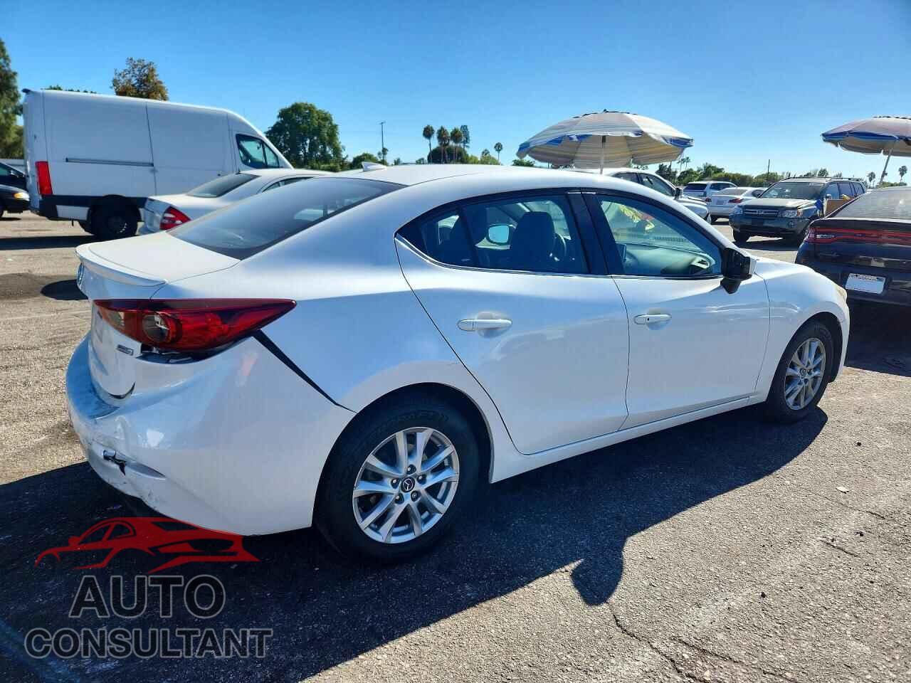 MAZDA 3 2015 - JM1BM1W75F1234743