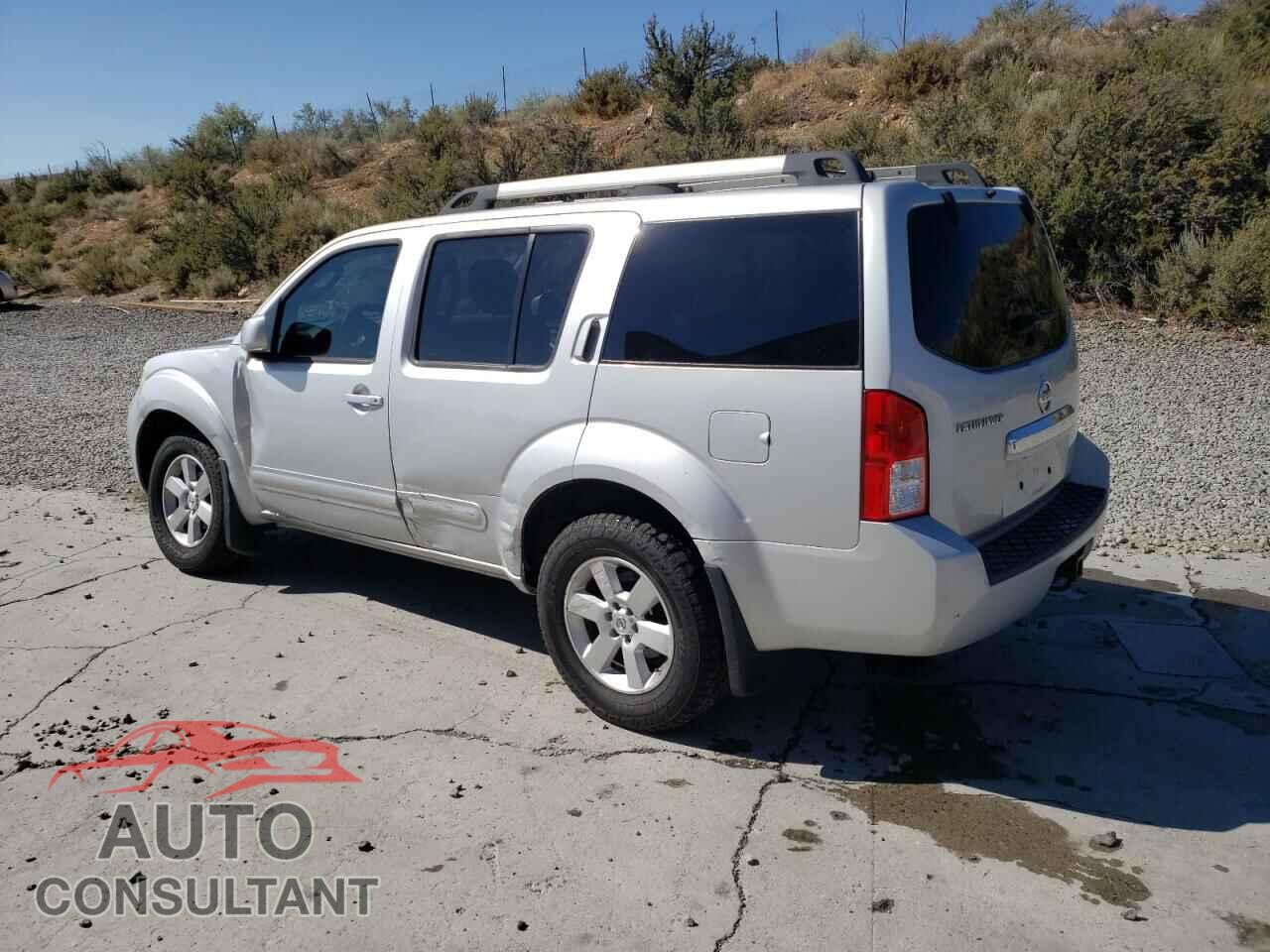 NISSAN PATHFINDER 2011 - 5N1AR1NB0BC611072