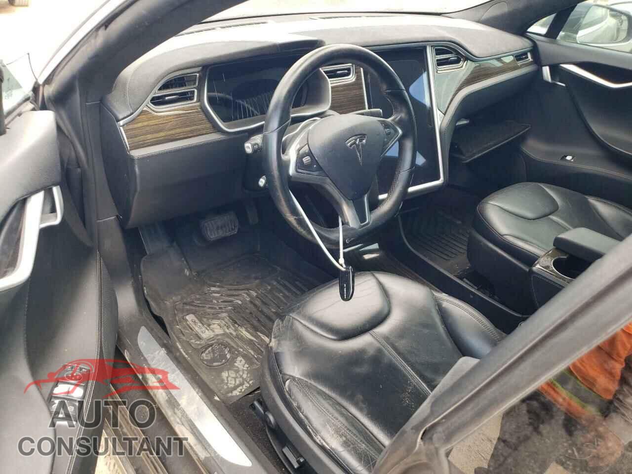 TESLA MODEL S 2014 - 5YJSA1H13EFP63602