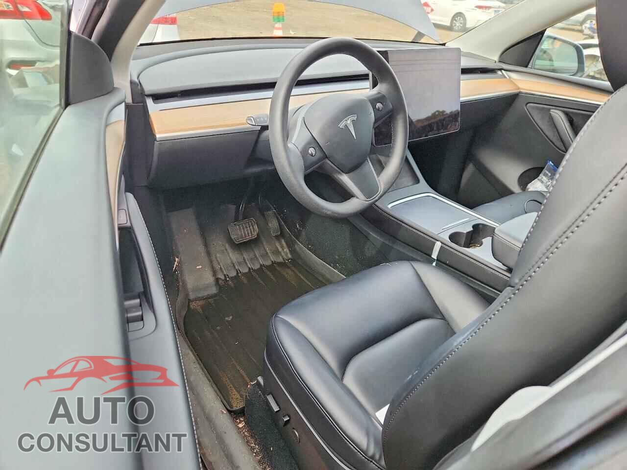 TESLA MODEL Y 2023 - 7SAYGDEEXPF890905