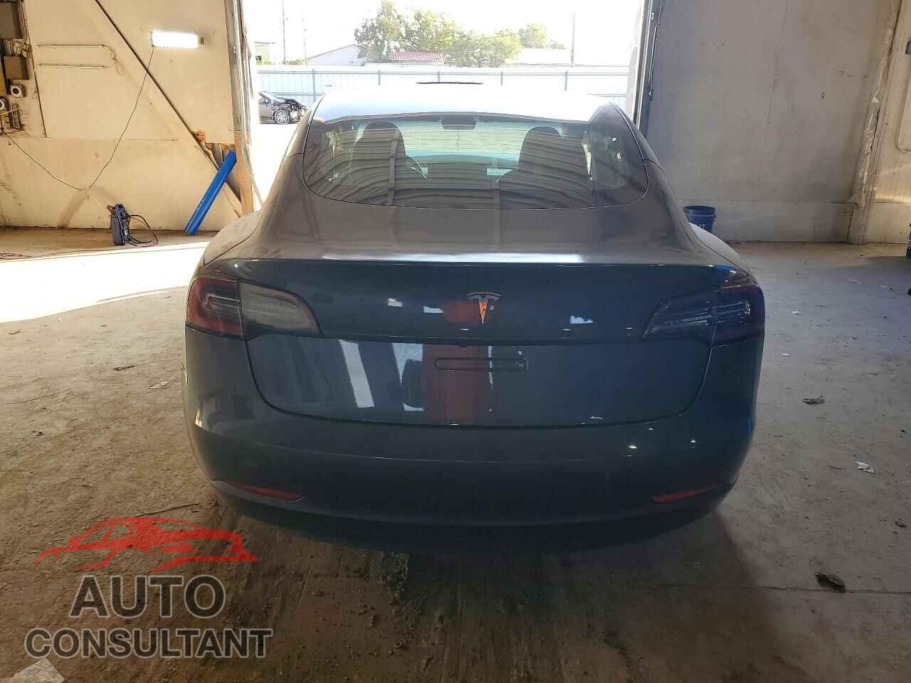 TESLA MODEL 3 2023 - 5YJ3E1EA2PF454543