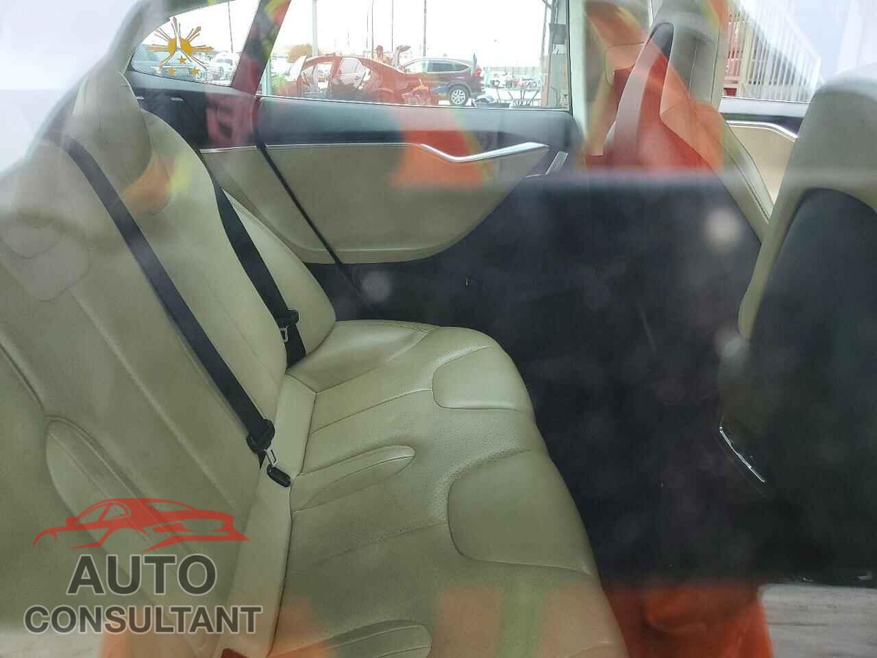 TESLA MODEL S 2012 - 5YJSA1DN2CFS00353