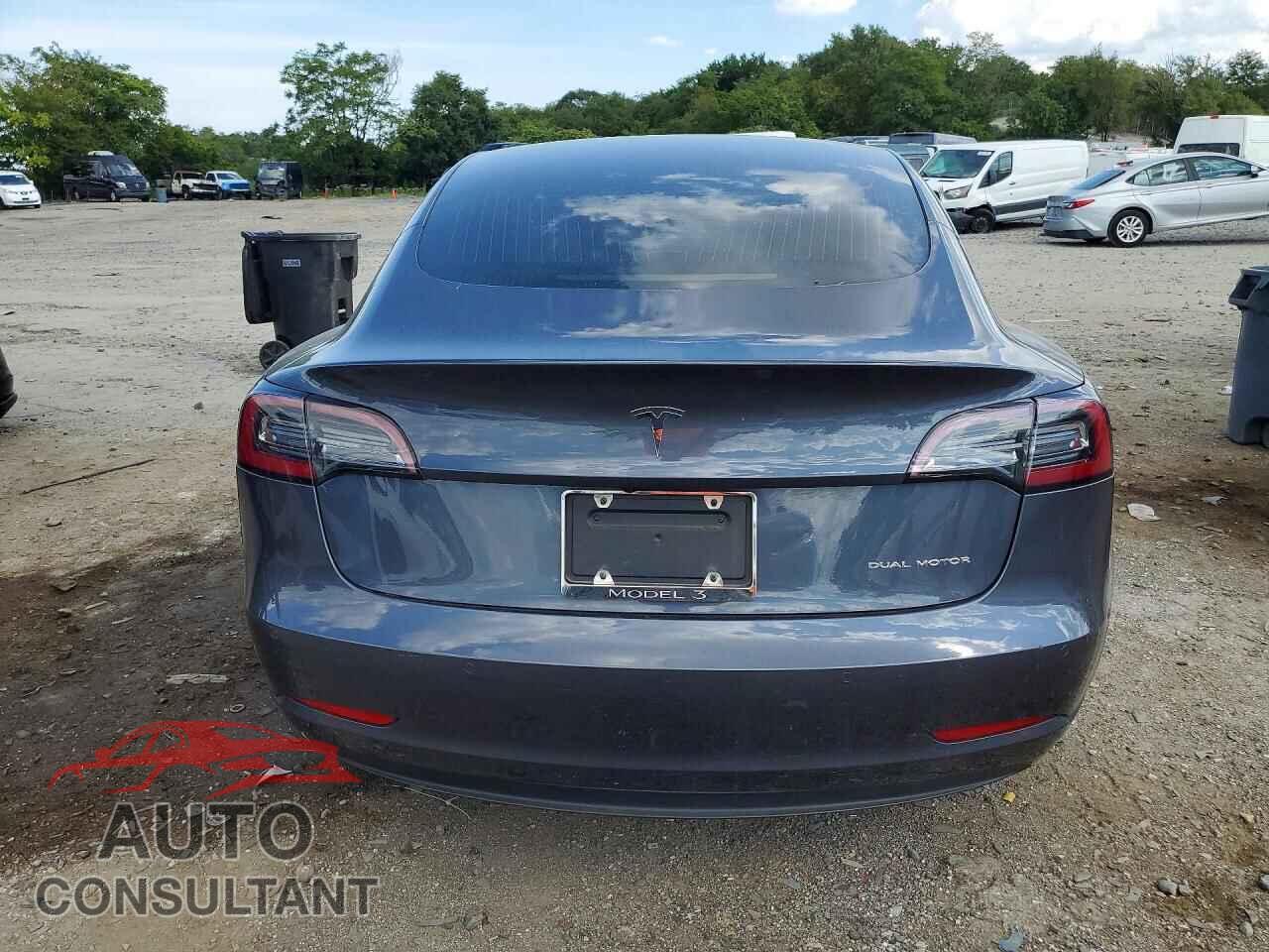TESLA MODEL 3 2019 - 5YJ3E1EB8KF465239
