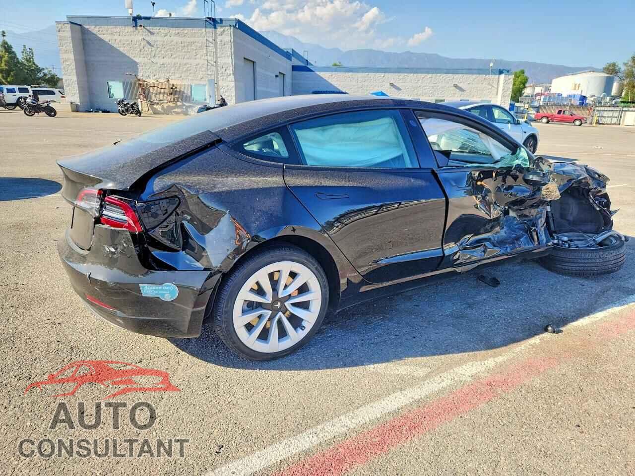 TESLA MODEL 3 2021 - 5YJ3E1EA4MF071747