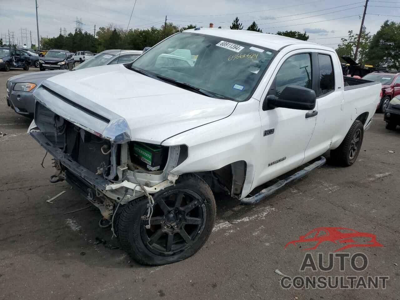 TOYOTA TUNDRA 2017 - 5TFUW5F15HX633819