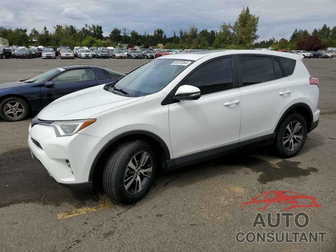 TOYOTA RAV4 2018 - 2T3RFREV3JW759057