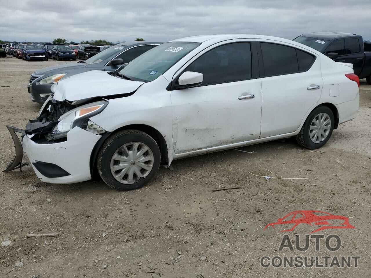 NISSAN VERSA 2016 - 3N1CN7AP7GL839033