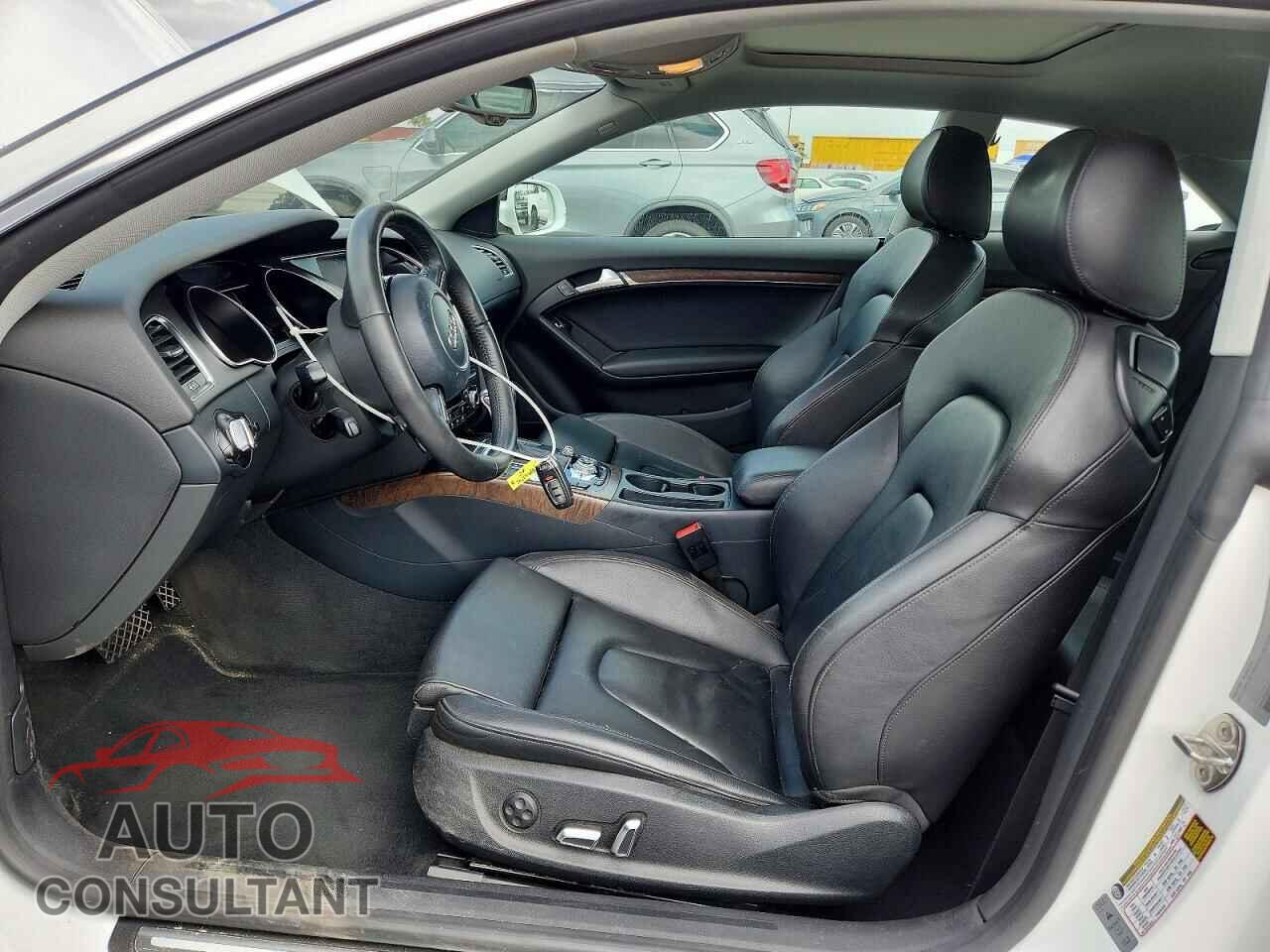 AUDI A5 2014 - WAULFAFR1EA024507