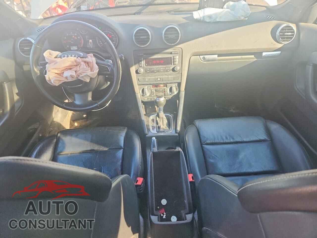 AUDI A3 2011 - WAUMFCFM6BA059933