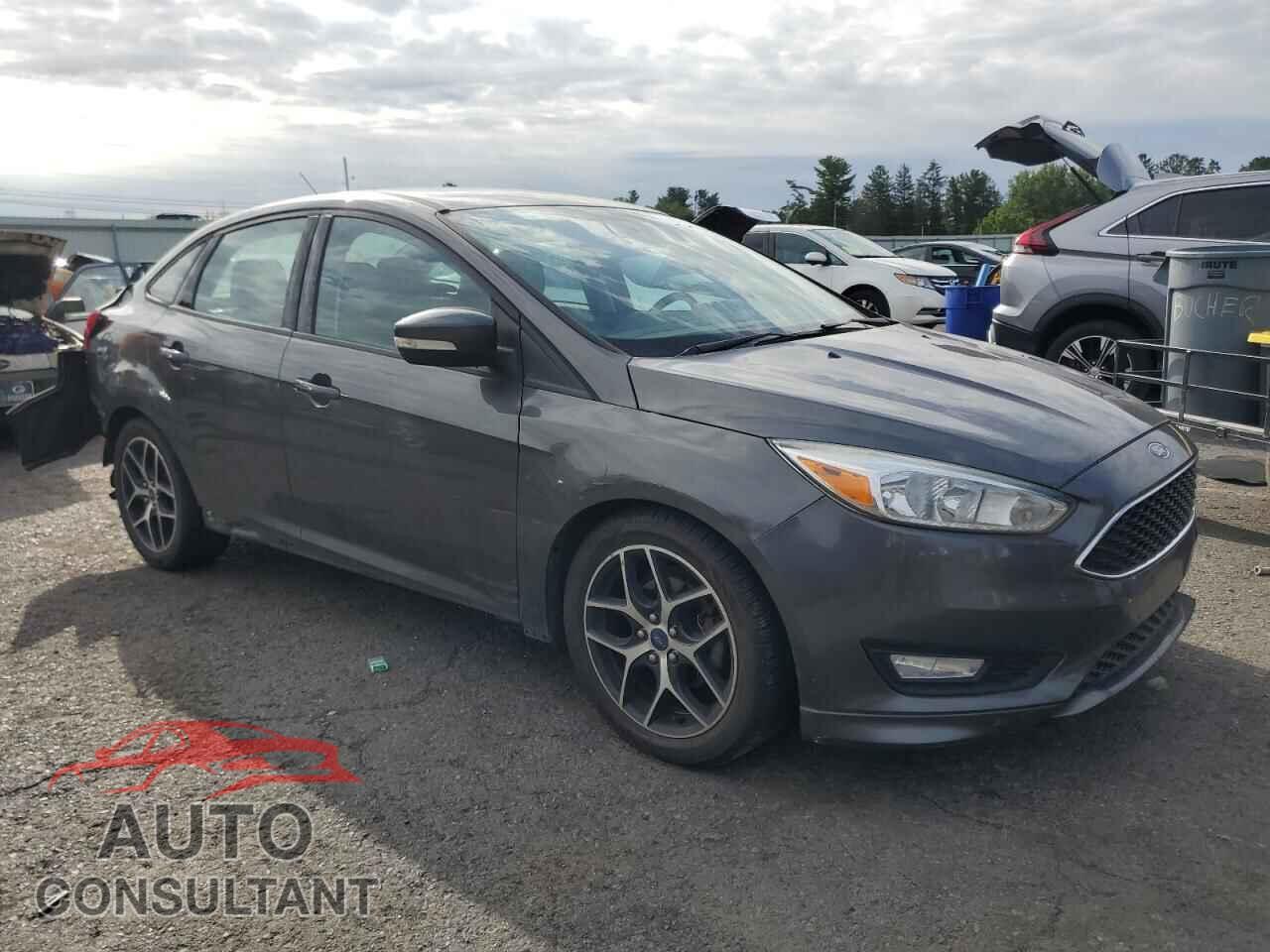 FORD FOCUS 2015 - 1FADP3F26FL386587