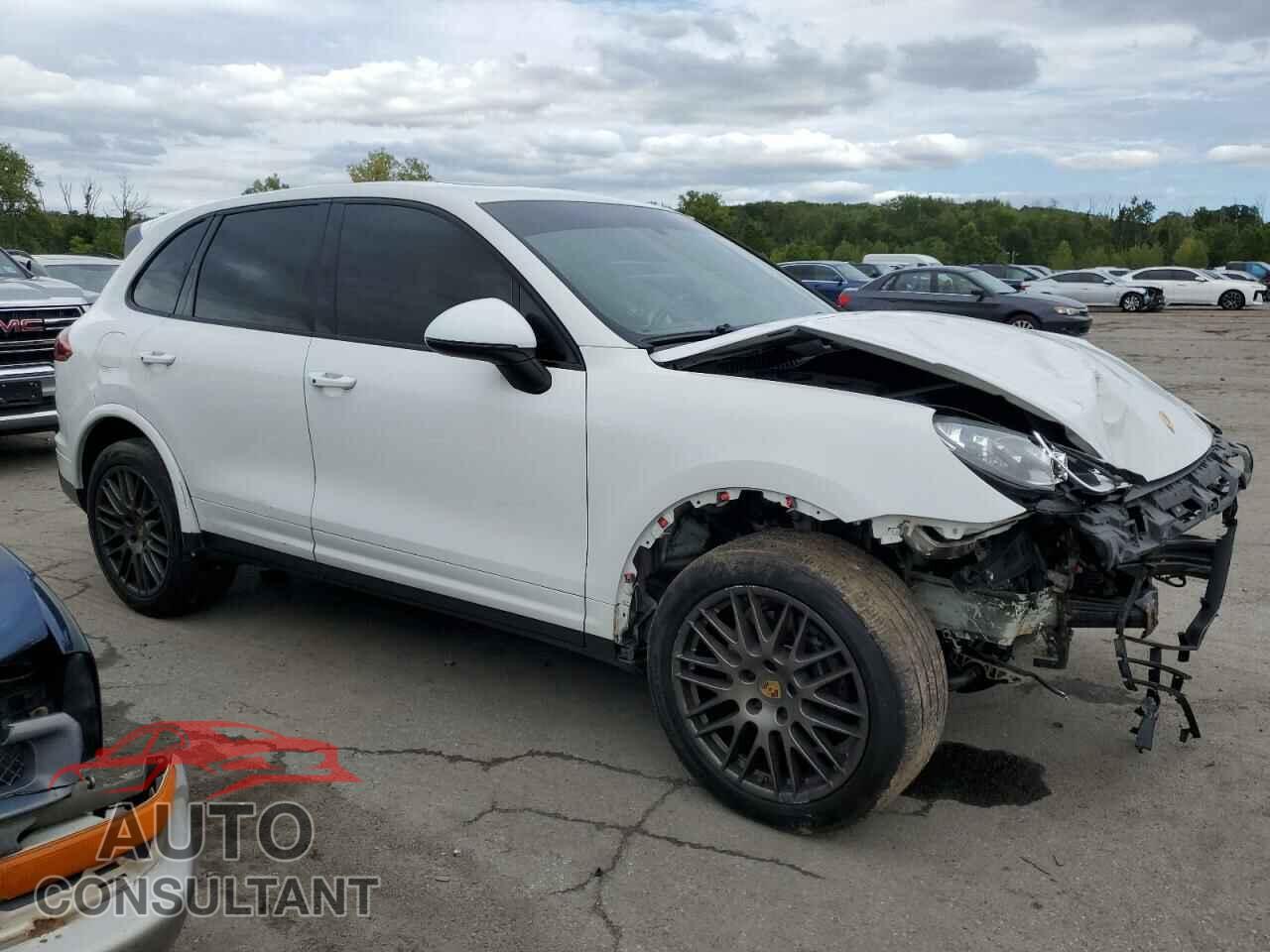 PORSCHE CAYENNE 2017 - WP1AA2A22HKA90747