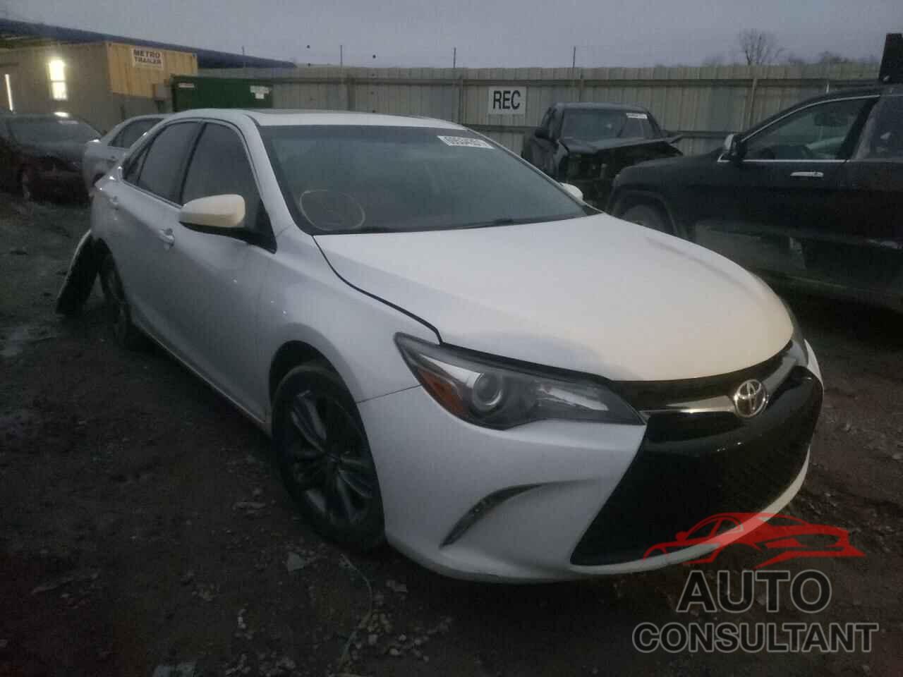 TOYOTA CAMRY 2017 - 4T1BF1FK4HU299658