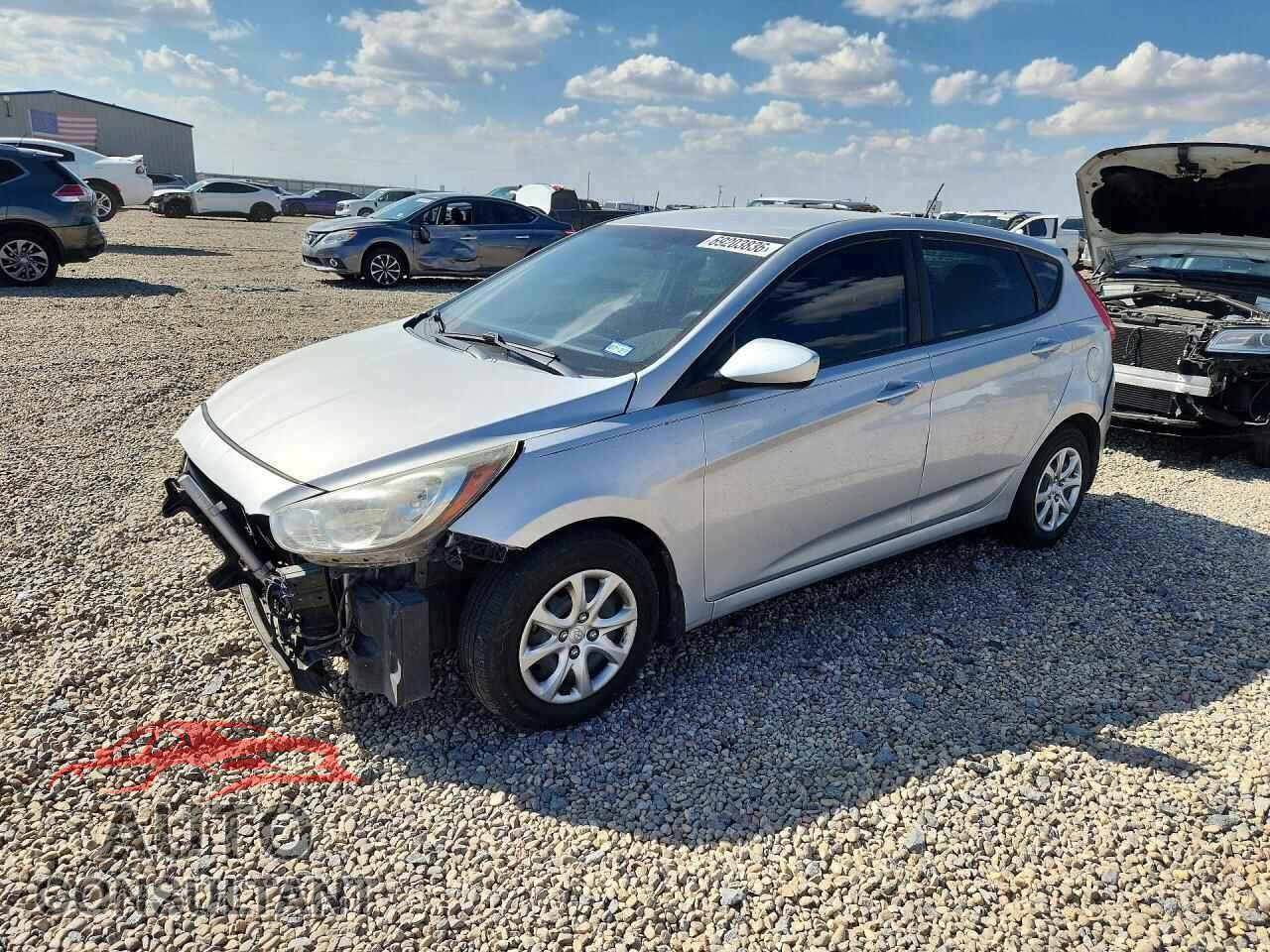 HYUNDAI ACCENT 2014 - KMHCT5AE6EU164926