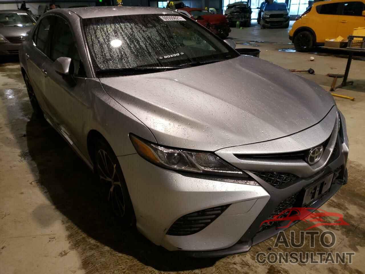 TOYOTA CAMRY 2018 - JTNB11HK8J3051775