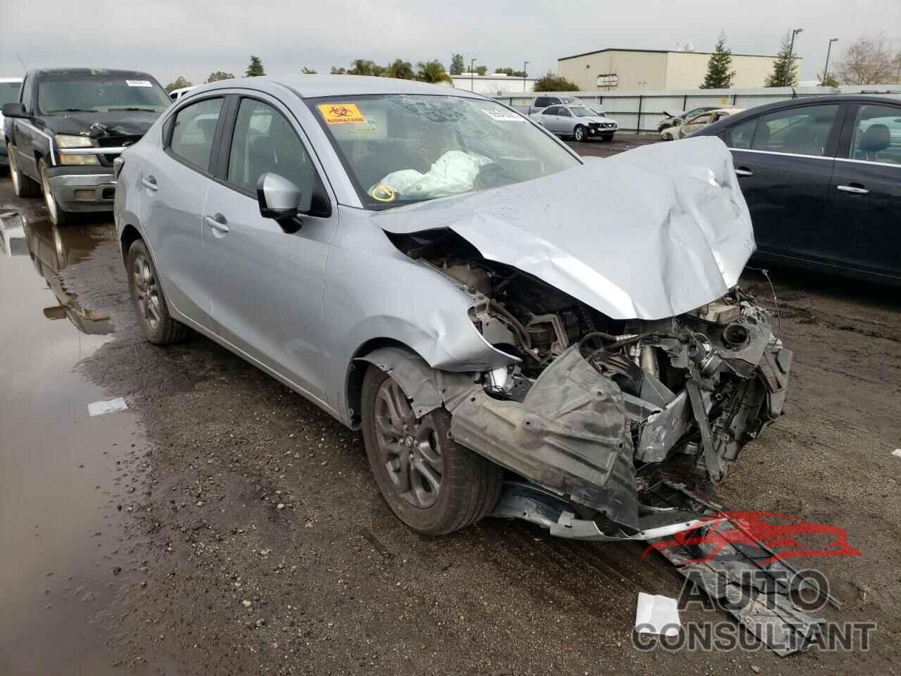 TOYOTA YARIS 2019 - 3MYDLBYV8KY512815