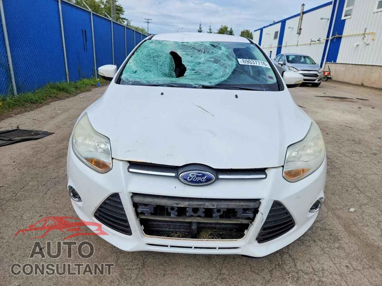 FORD FOCUS 2014 - 1FADP3F29EL113867