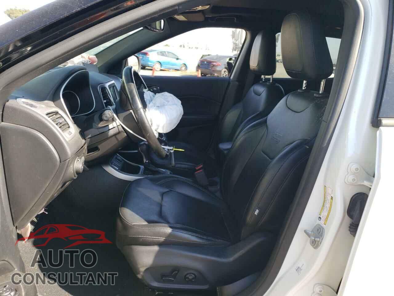 JEEP COMPASS 2020 - 3C4NJCCB3LT218734