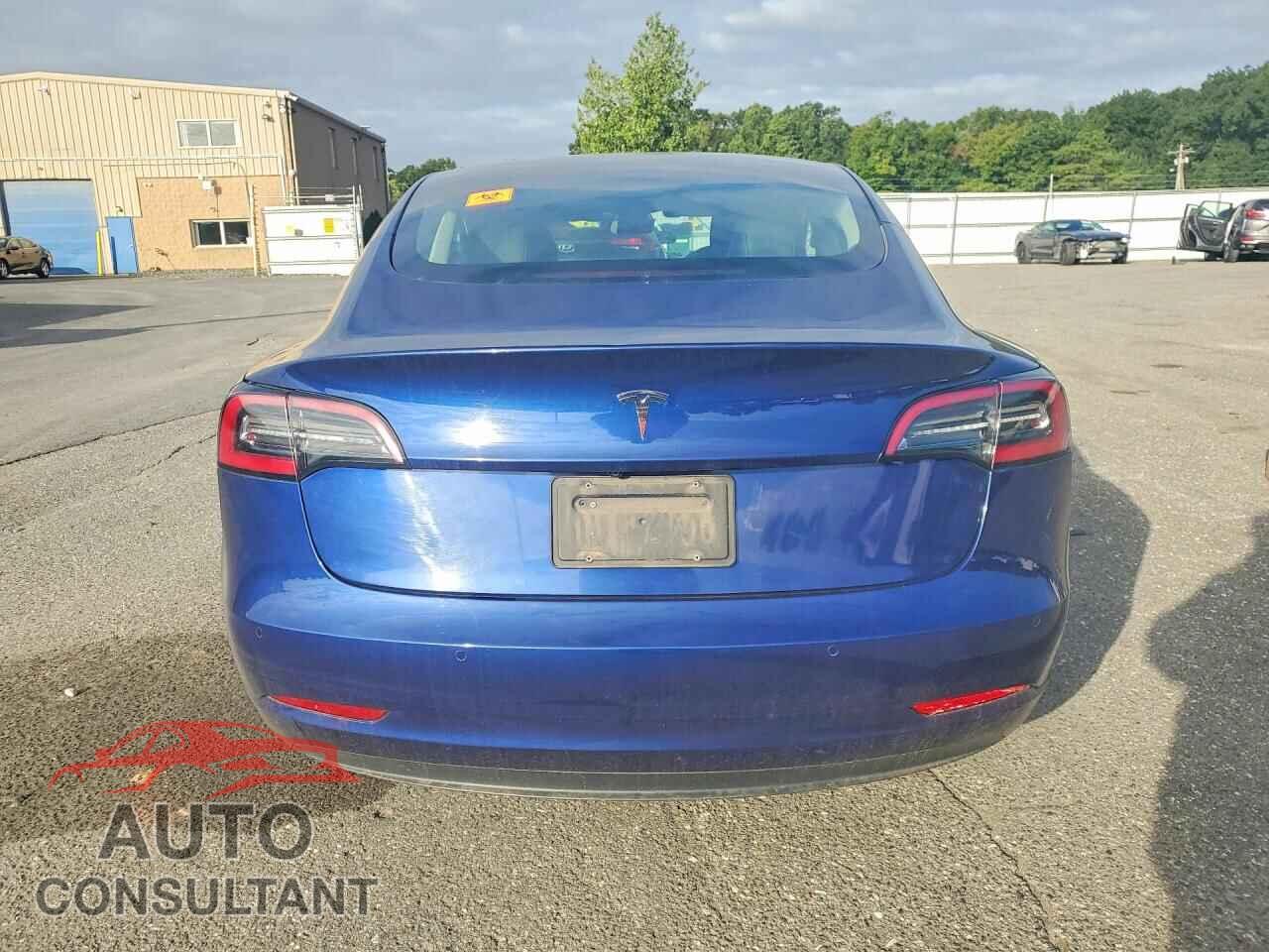 TESLA MODEL 3 2022 - 5YJ3E1EAXNF370385