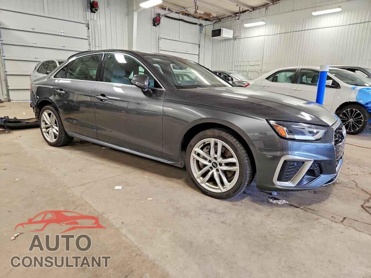 AUDI A4 2020 - WAUDNAF41LA070475