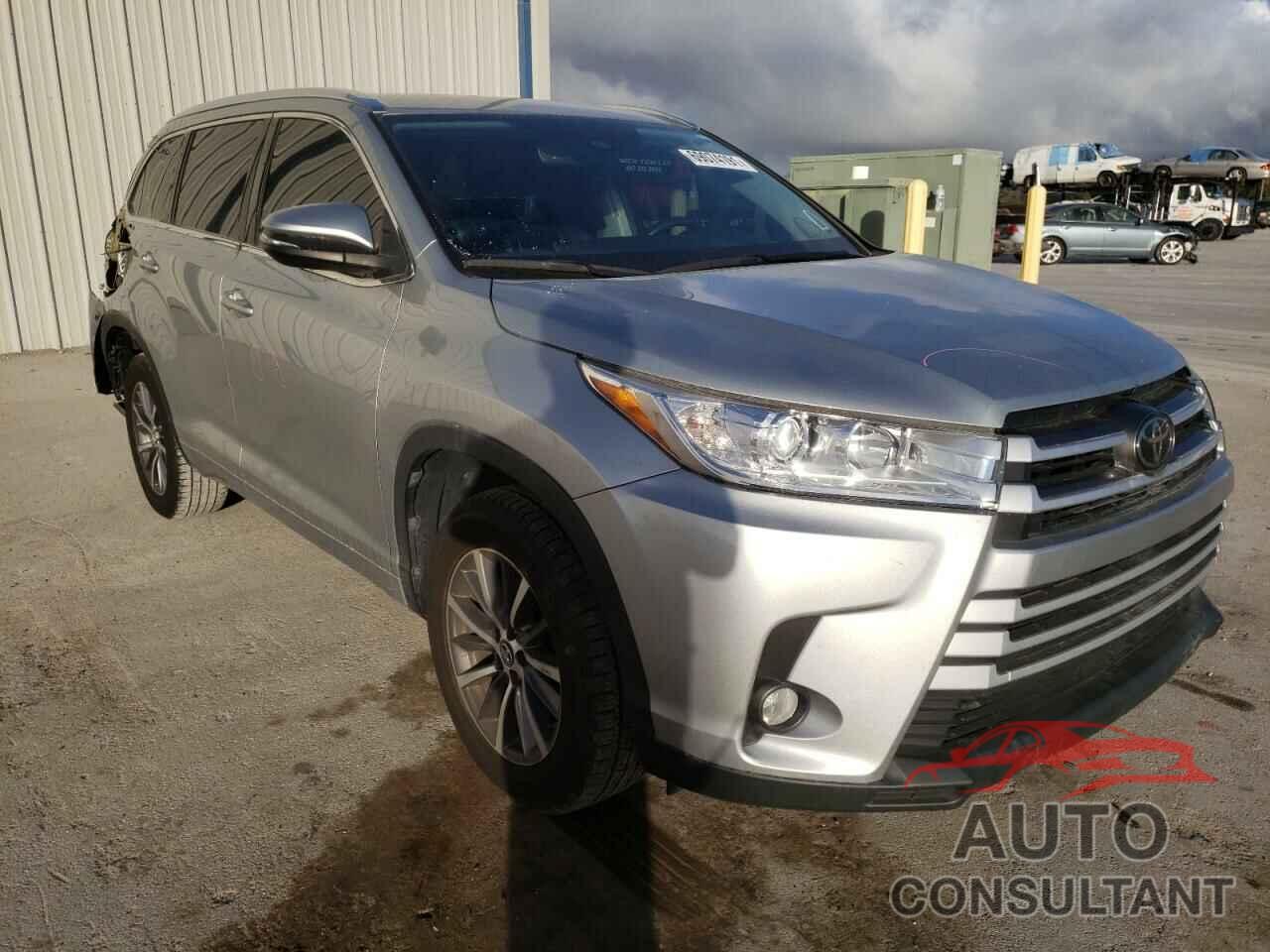 TOYOTA HIGHLANDER 2017 - 5TDKZRFH0HS518540