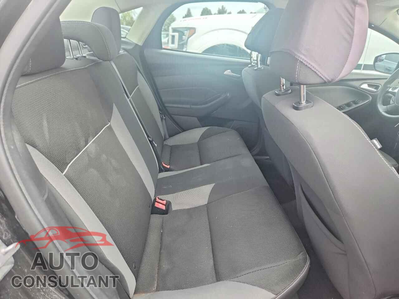 FORD FOCUS 2014 - 1FADP3F25EL223458
