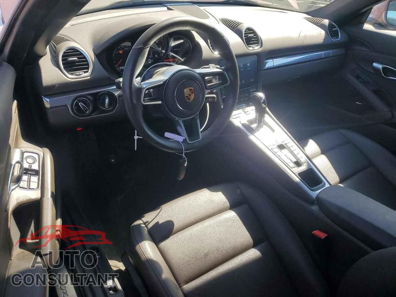 PORSCHE BOXSTER 2023 - WP0CA2A88PS205008