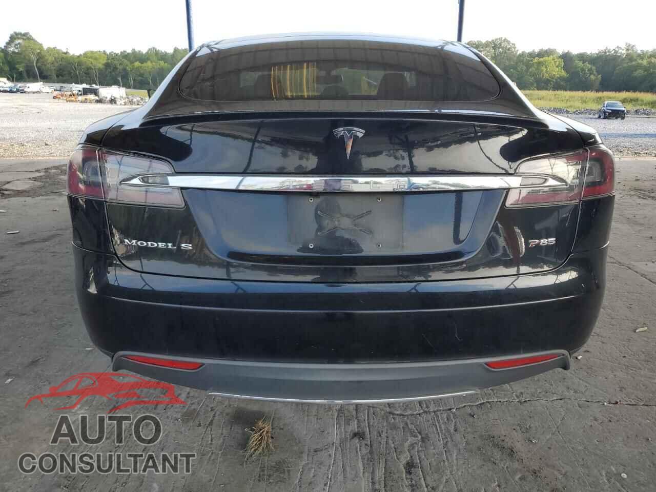 TESLA MODEL S 2013 - 5YJSA1DP5DFP07055