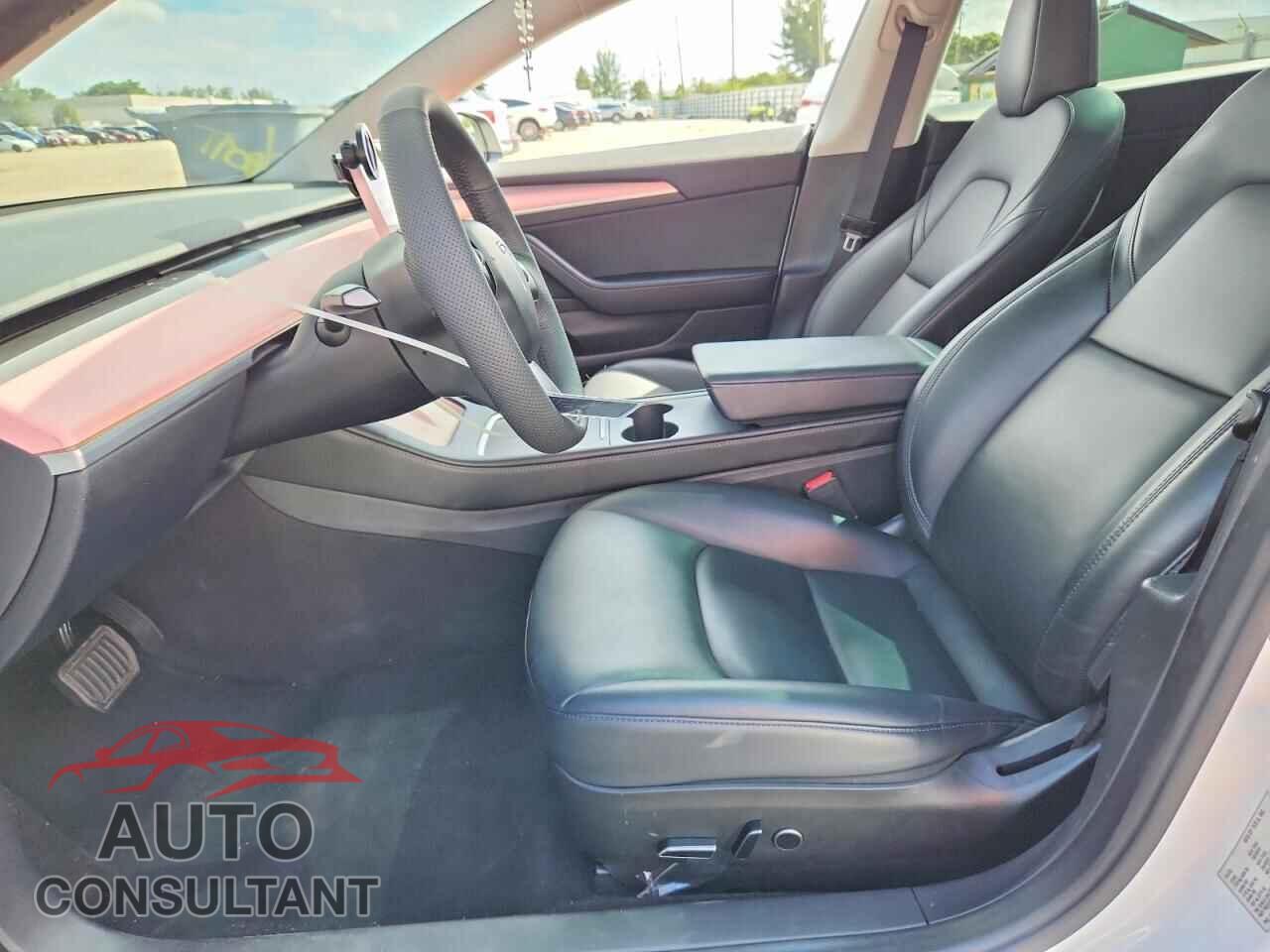 TESLA MODEL 3 2023 - 5YJ3E1EA6PF562017