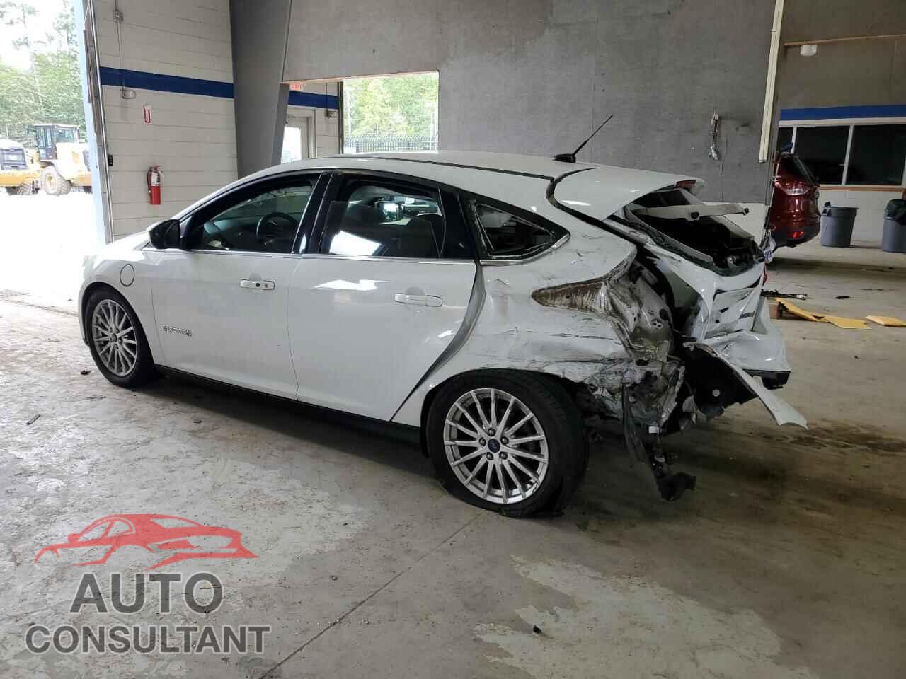 FORD FOCUS 2014 - 1FADP3R41EL251206