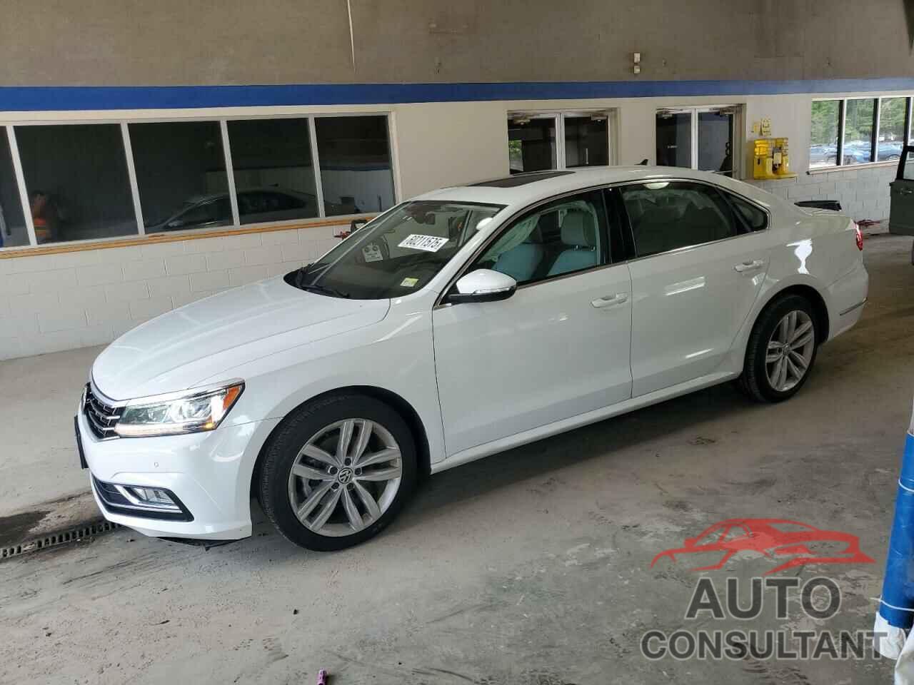 VOLKSWAGEN PASSAT 2018 - 1VWBA7A38JC029735