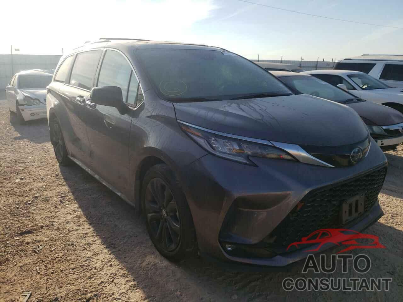 TOYOTA SIENNA 2022 - 5TDXRKEC5NS084954