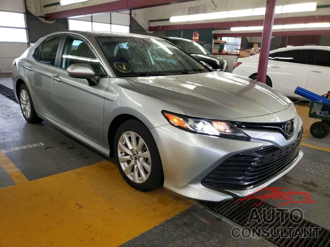 TOYOTA CAMRY 2019 - 4T1B11HK2KU798137