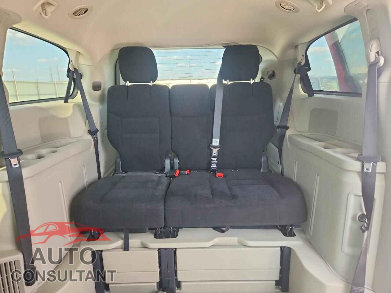 DODGE CARAVAN 2015 - 2C4RDGCG3FR540728