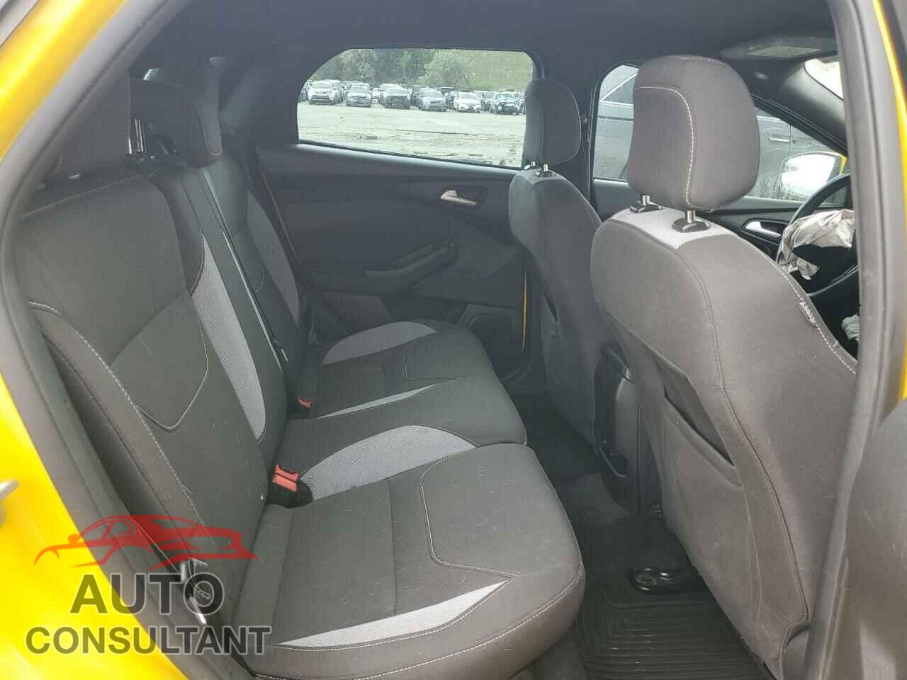 FORD FOCUS 2017 - 1FADP3L99HL341261
